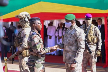 Mali : le chef d’état-major de l’armée de terre débarqué